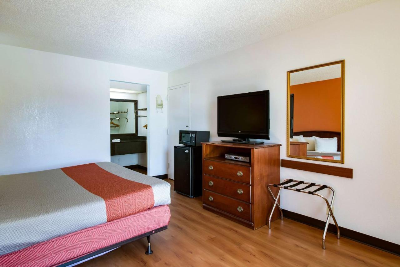 Motel 6-Holyoke, Ma Westfield Dış mekan fotoğraf